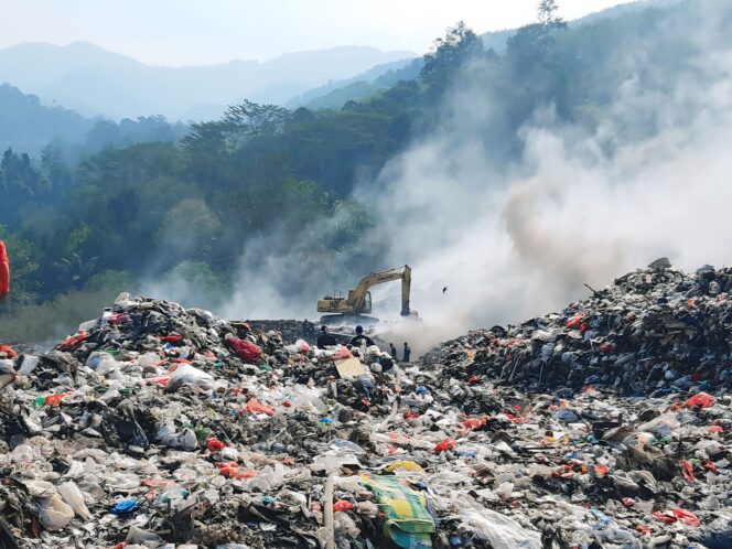 
					Masalah Kompleks, Pengelolaan Sampah di Lampung Tanpa Anggaran