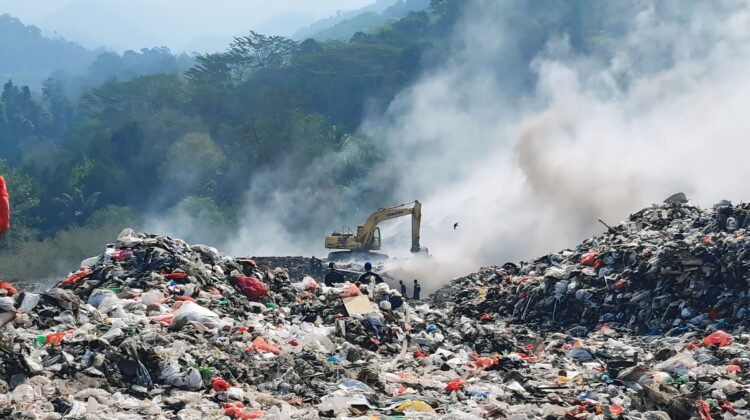 Masalah Kompleks, Pengelolaan Sampah di Lampung Tanpa Anggaran