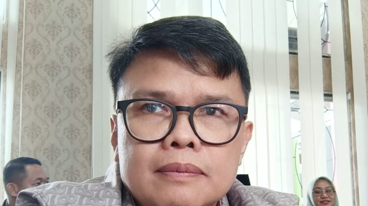 Fauzi Heri, Anggota Pansus Tata Niaga Singkong DPRD Provinsi Lampung saat rapat di Gedung DPRD Kabupaten Lampung Tengah, Rabu (15/01/2025). 