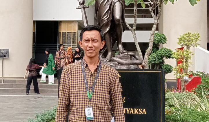 Ketua Lampung Corruption Watch Juendi Leksa Utama di Gedung Kejaksaan Agung RI (dok pribadi) 