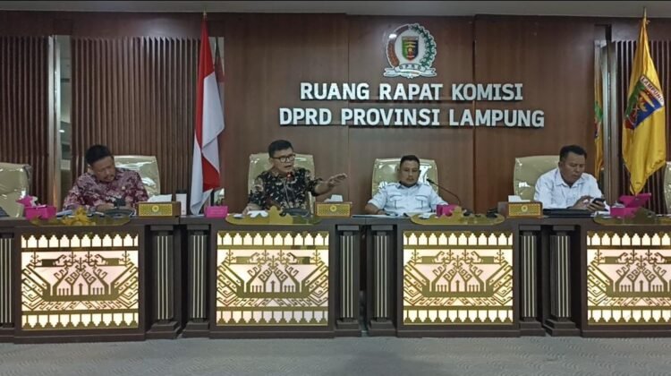 Rapat Dengar Pendapat Komisi II DPRD Provinsi Lampung dengan OPD Terkait, Pinsar Lampung, dan perwakilan usaha pakan ternak di Provinsi Lampung, Rabu (21/05/2025). 
