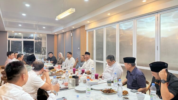 Gubernur Lampung Rahmat Mirzani Djausal saat halal bihalal bersama Fraksi Partai Gerindra DPRD Provinsi Lampung