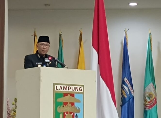 
					Gubernur Lampung Rahmat Mirzani Djausal dalam rapat paripurna DPRD Provinsi Lampung, Rabu (13/08/2025). 